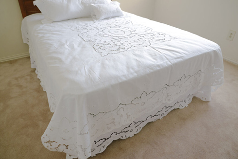 Grace Hand Embroidered Bed Coverlet. Full Size. 84"x90"